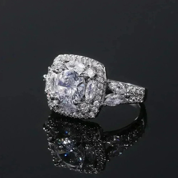 ▶SHINY ROUND CZ SQUARE 925 STERLING SILVER LUXURY WEDDING RINGS FOR WOMEN, L053 - Picture 6 of 7